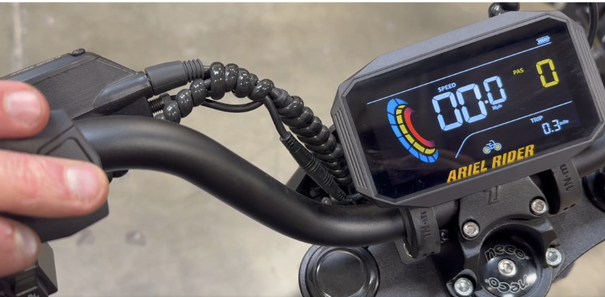 Powering the bike down with the display keypad