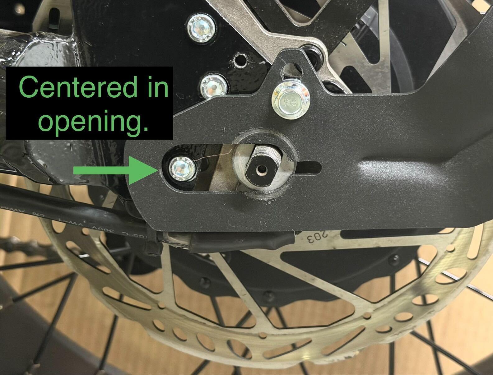 Screw centered in bracket window