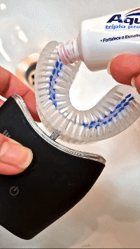 How to use your own toothpaste.gif