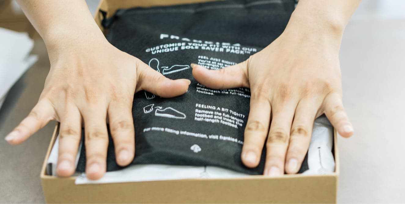 SHIPPING & DELIVERY