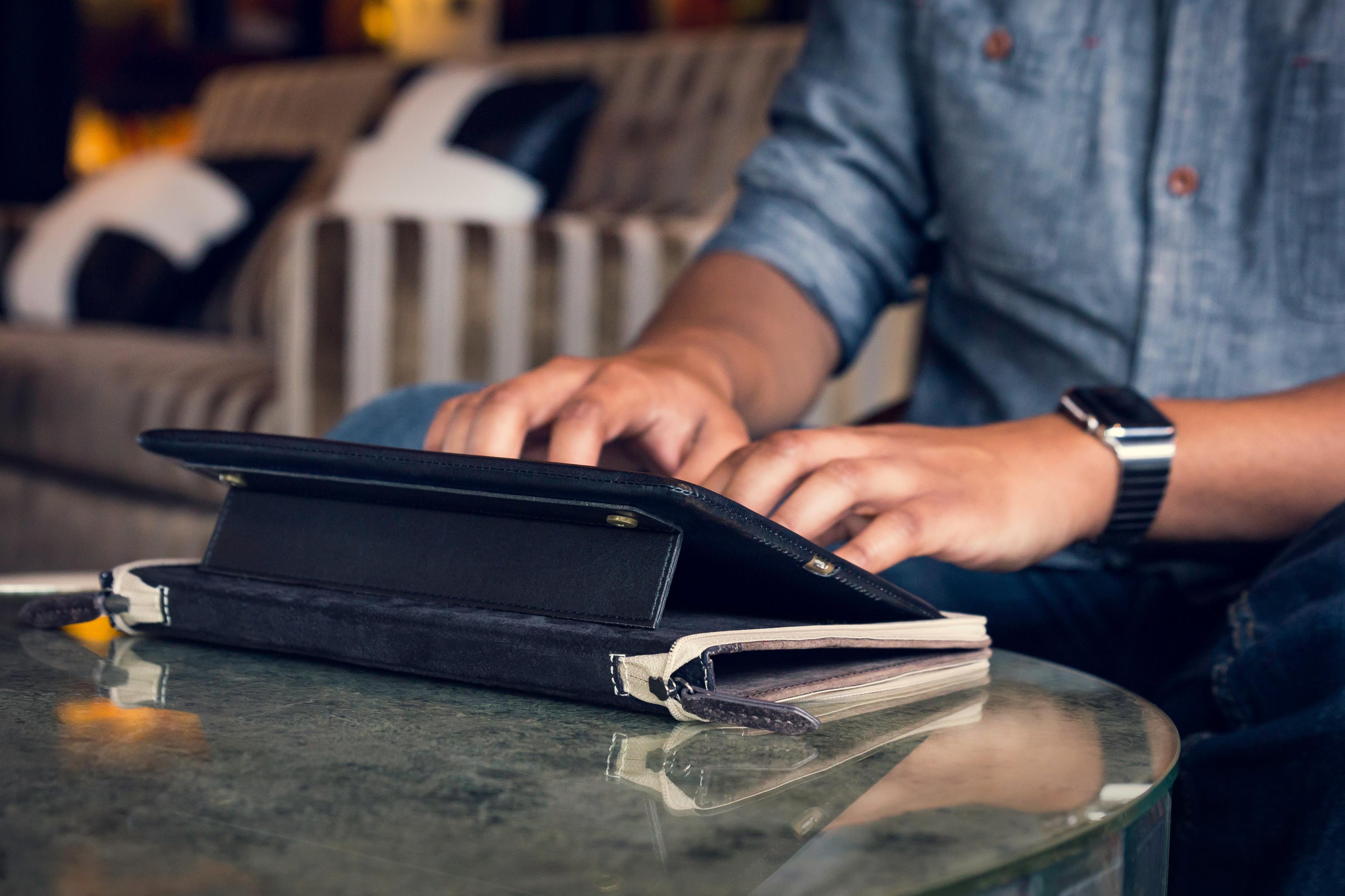 BookBook for iPad 9/Air 3