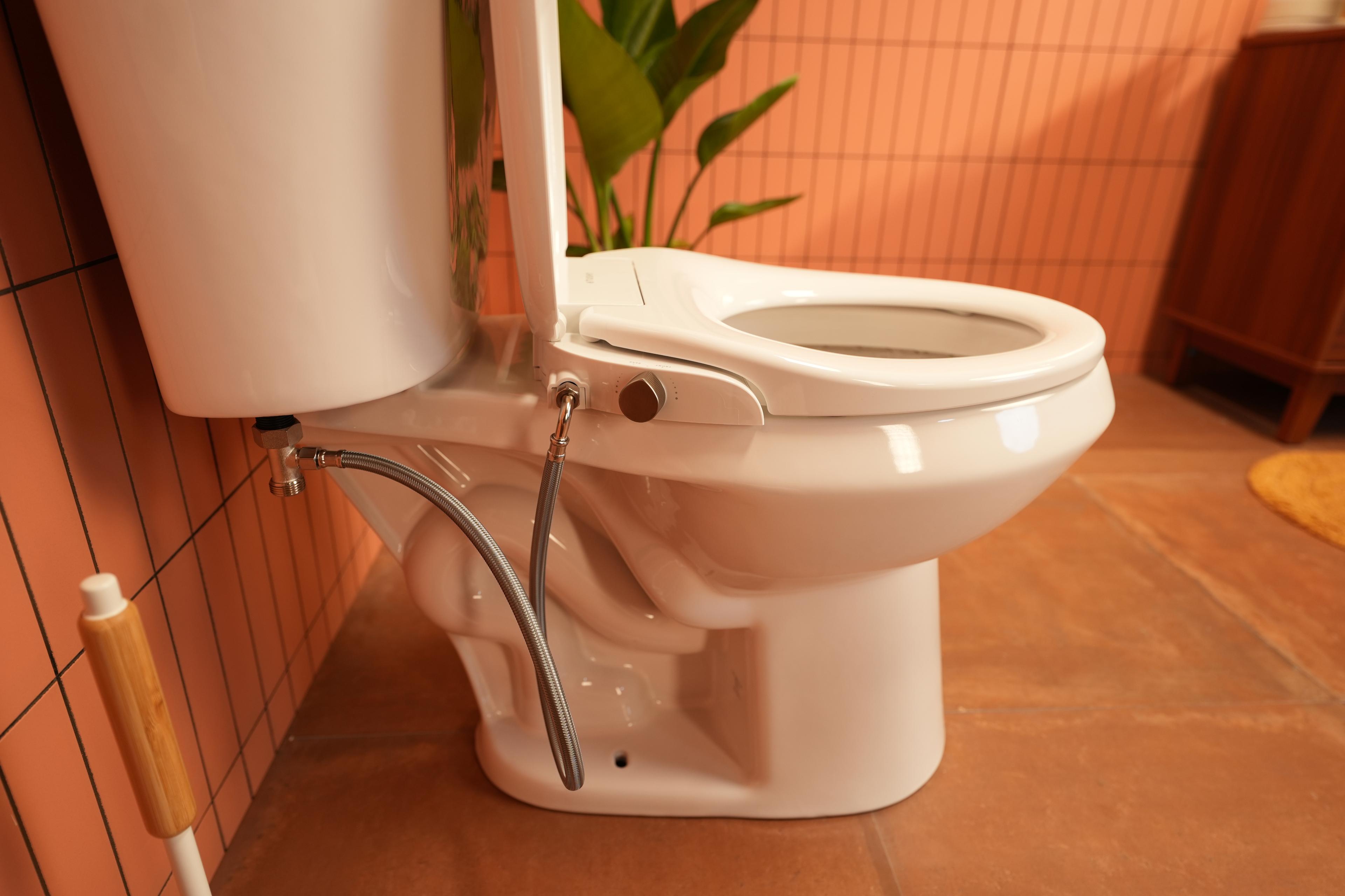 TUSHY Oasis Non-Electric Bidet Seat