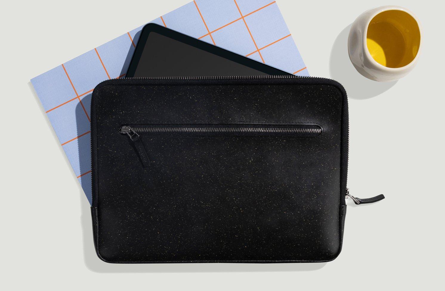 Good Wilhelm x Paperlike iPad Sleeve